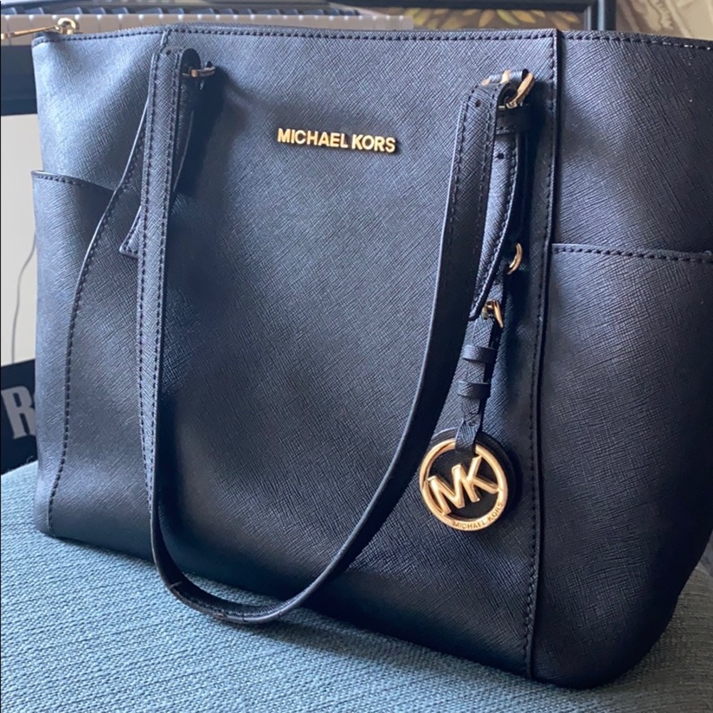 Michael Kors purse black